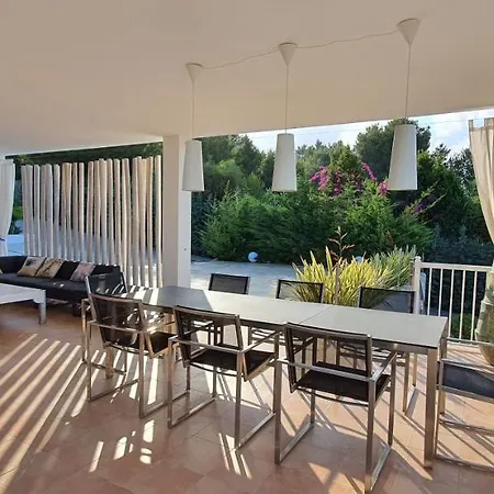 Garchet White Ibiza *
