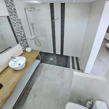 Garchet White Ibiza